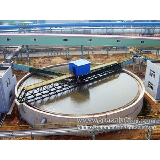 Pengental dengan Penggerak Rack dan Pinion Periferal